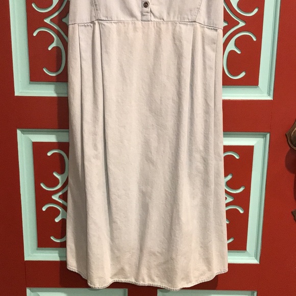 Light Wash Denim Maternity Dress size Medium - Picture 3 of 9